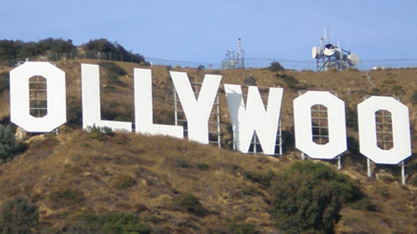 Afhugget hoved ved Hol­lywood-​skil­tet