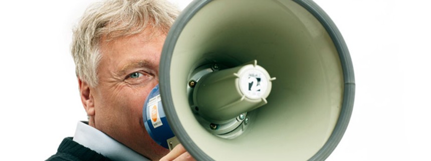 Elbæk: Eksperimenter jer ud af krisen!