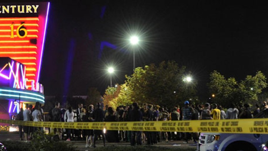 Blodig Bat­man-​premiere i Colorado