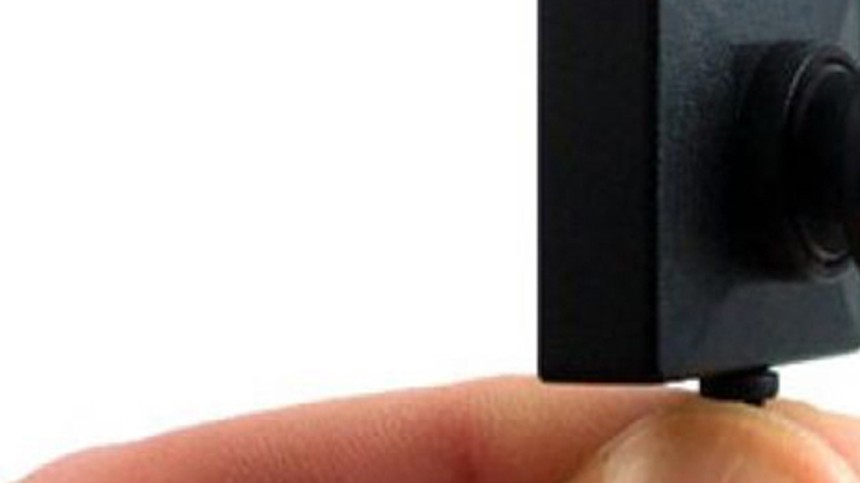 Kameraet i knaphullet