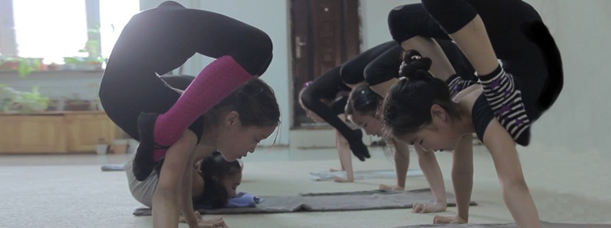 Slangepige vil vise verden