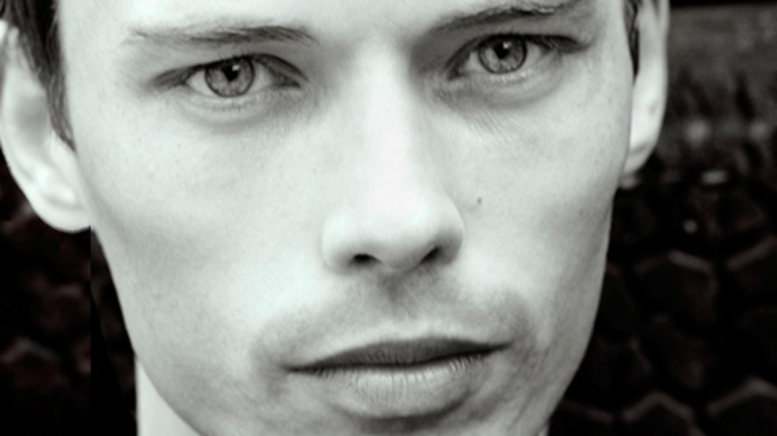 Instruktør klipper sangen ud af musical