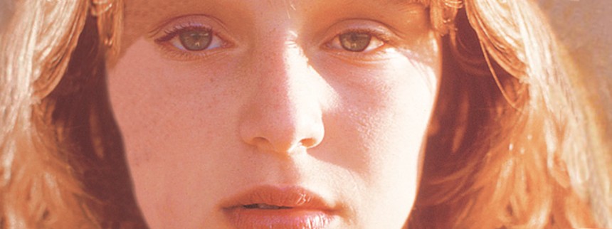 Polanskis offer skriver bog