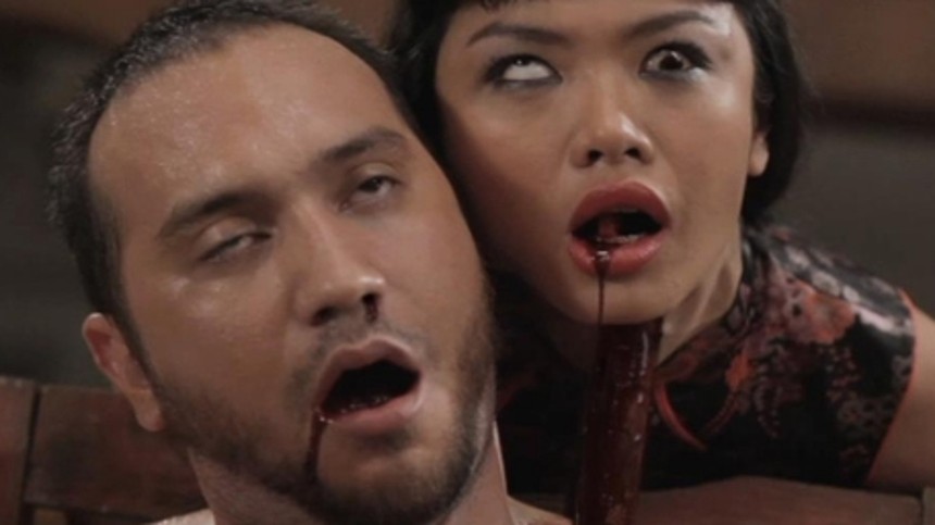 Fængslet for at vise horrorfilm til elever 