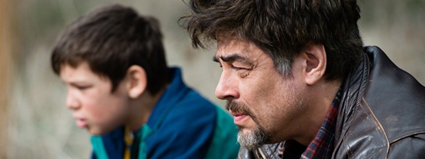 ”Humor er et over­le­vel­ses­red­skab”