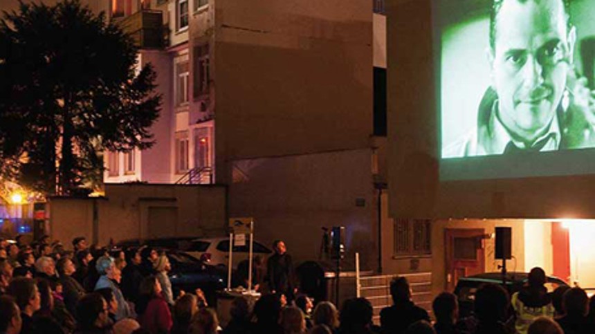 Se film på Københavns mure og facader