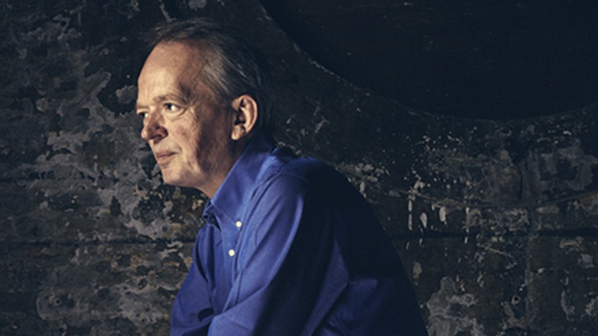 Hvem skal være direktør for det hele?