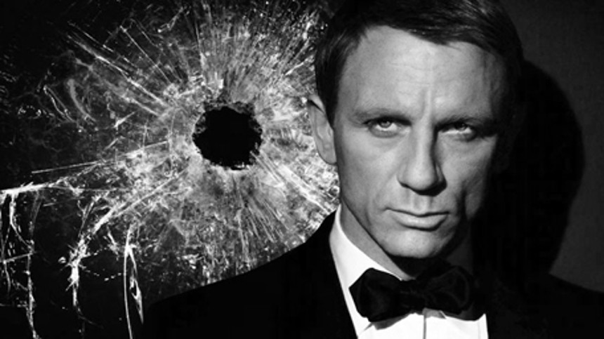 Spectre-​ti­tel­sang får blandet modtagelse