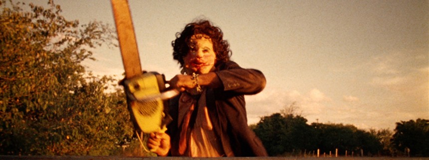 Manden bag Mo­tor­savs­mas­sa­kren er død