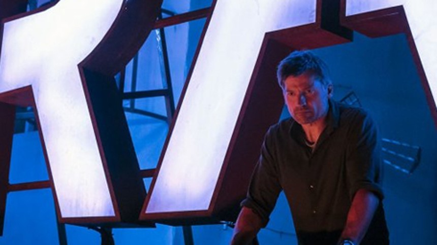 Domino får premiere trods problemer