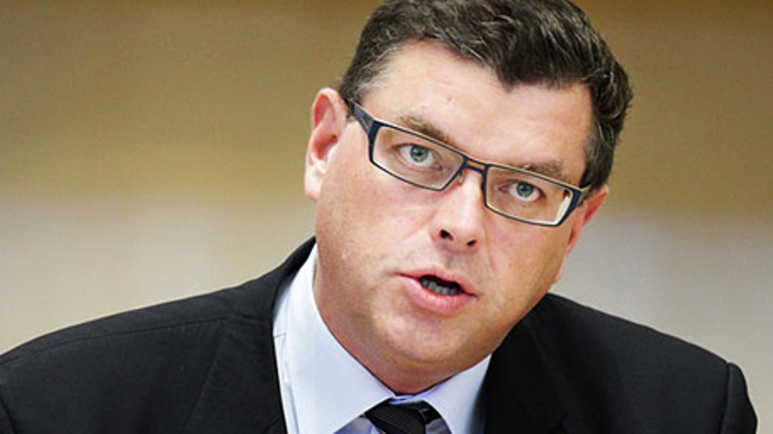 ”Medieforlig inden sommerferien er urealistisk”