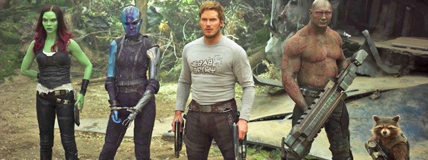 Skuespillere går i brechen for fyret instruktør 