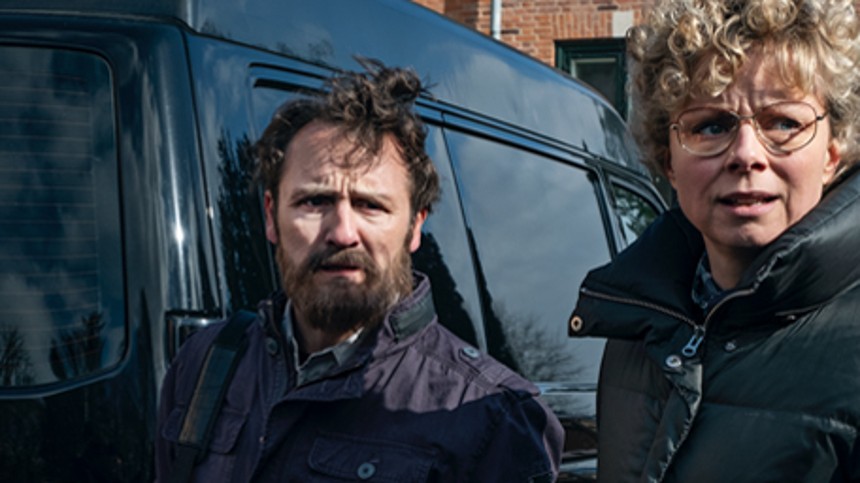 Skuespillere vender forstaden på hovedet