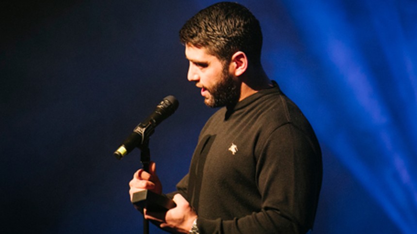 Ung mand fra Mjølnerparken viser vejen