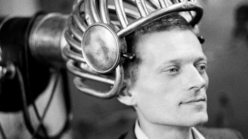 Dau-​ud­stil­lin­gen i Paris er blevet udsat