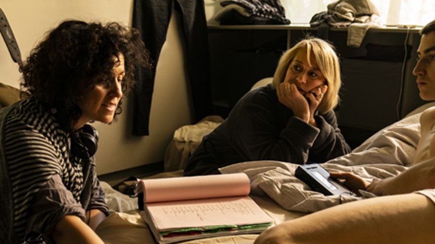 ”Vi skal turde beskrive det svære kvindeliv”