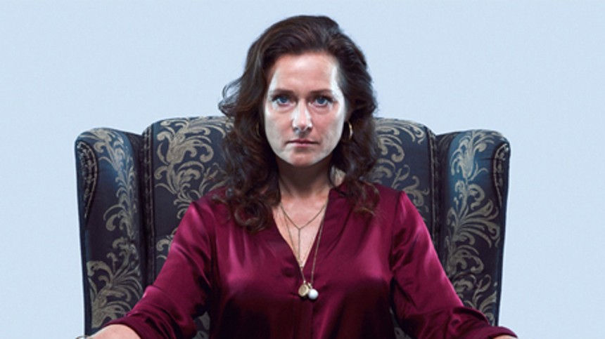 Sidse Babett Knudsen som barsk mafiamor