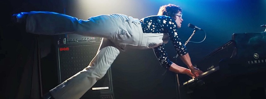 Skal Elton John nu pludselig være cool?