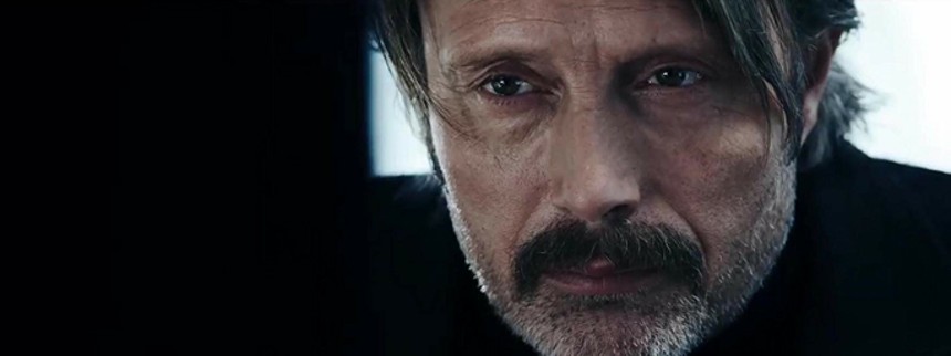 Stor instruktør til Danmark med Mikkelsen