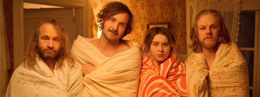 Strea­m­ingtje­ne­ster tager penge fra tv-kanaler