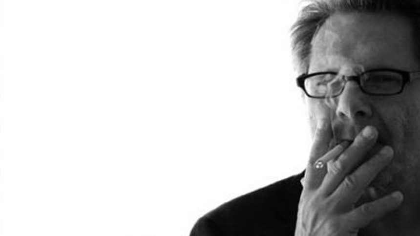 Arne Bro bryder tavsheden