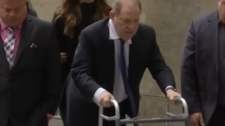 Harvey Weinstein tæt på at indgå forlig