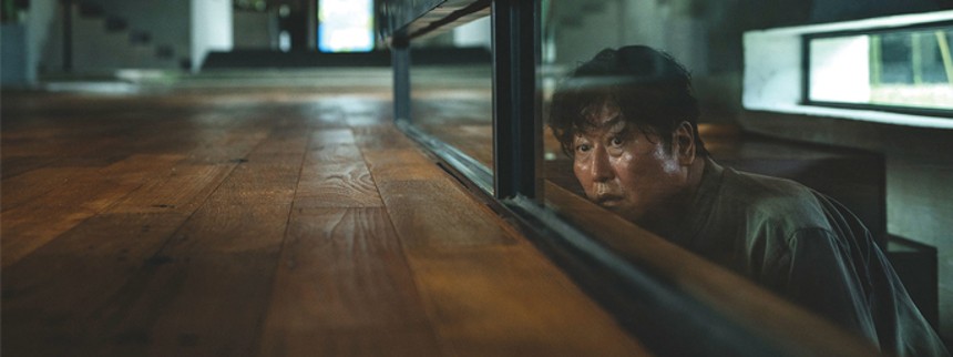 Hvilket sprog taler statuetten?