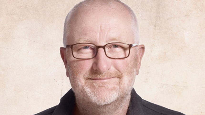 Peter Aalbæk svarer på kritik og stopper