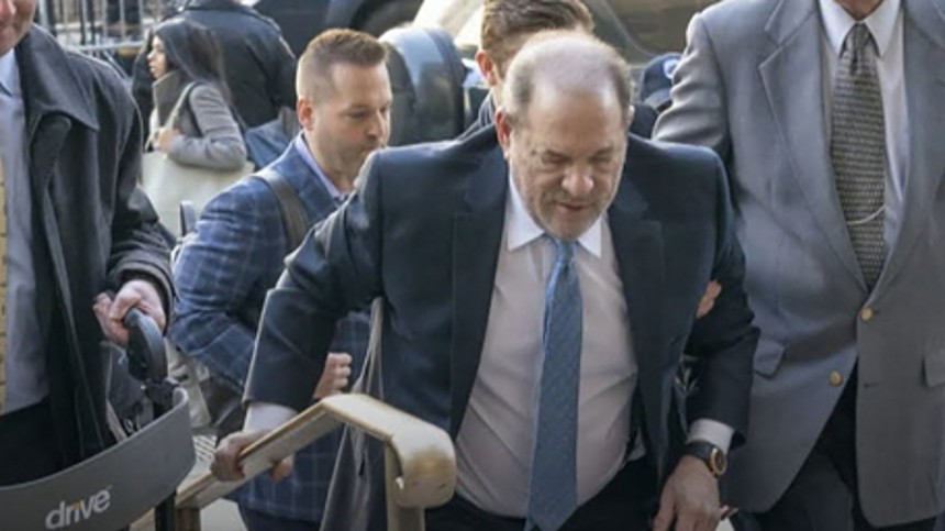 Harvey Weinstein smittet med coronavirus
