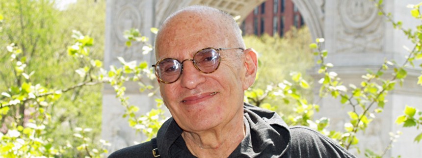 Oscar-​no­mi­ne­ret ma­nuskript­for­fat­ter er død