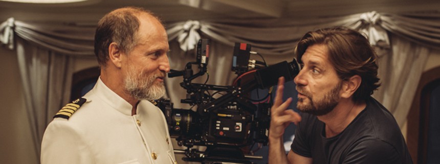 Woody Harrelson skamroser Ruben Östlund