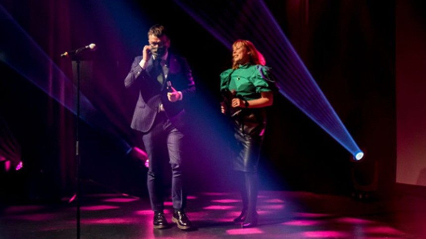 Kulturminister overrækker pris ved filmfest