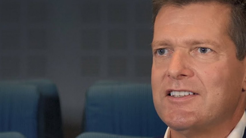 Søren Brostrøm springer ud som filmanmelder