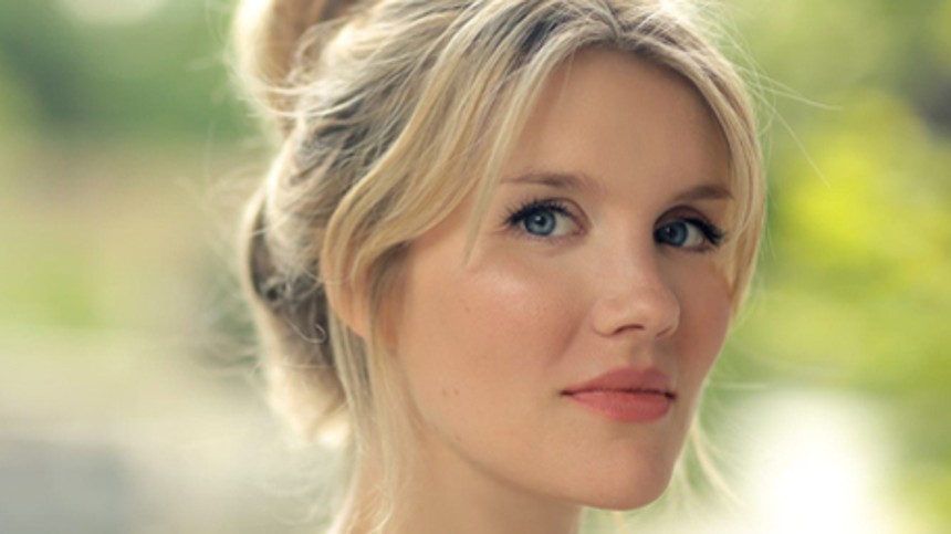 Stjerneskud tordner frem