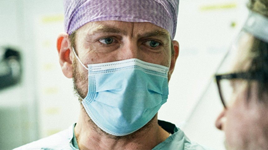 Kæmpe stjerner checker ind på Riget