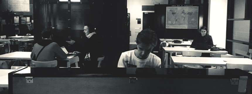 Elever vil indføre demokrati på filmhøjskole