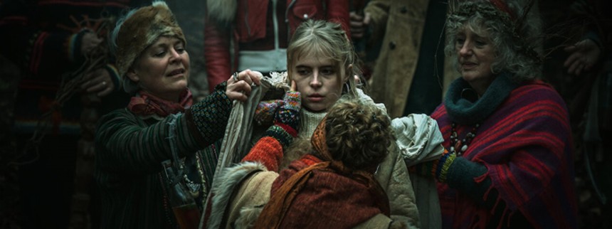 Strea­m­ingtje­ne­ster skal betale for uddannelse