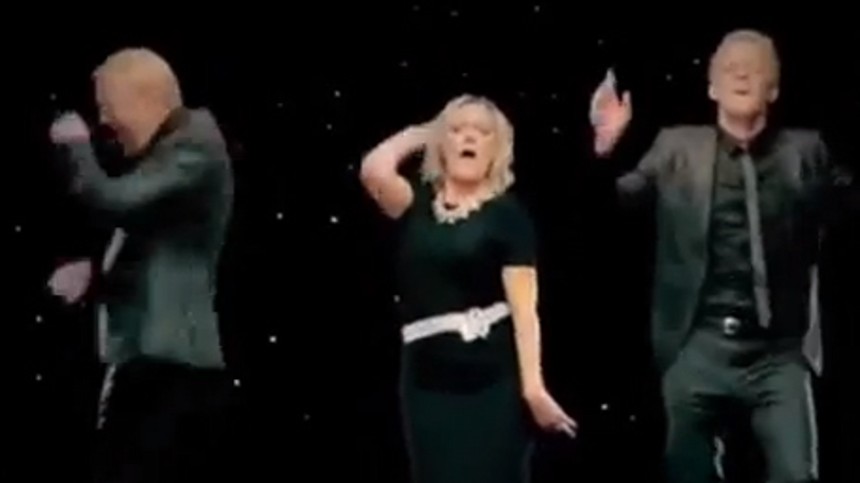 TV 2-direktør og Dyrby i Play­boy-​in­spi­re­ret video