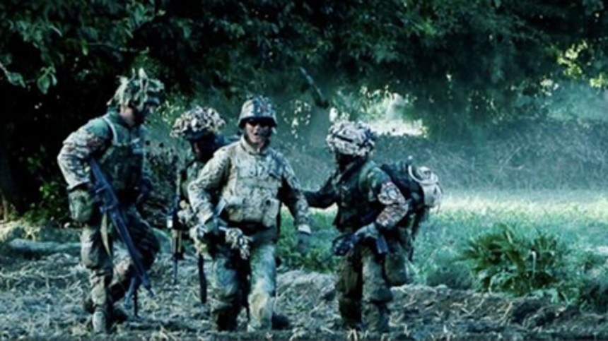 Debat om krigs­do­ku­men­tar blusser op igen