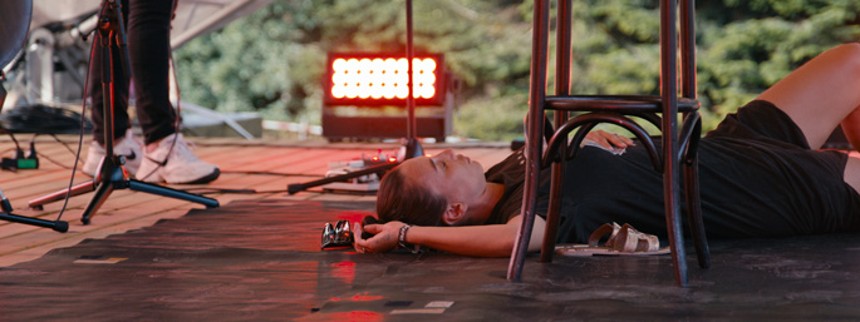 Medina langer ud efter tabloidmedier