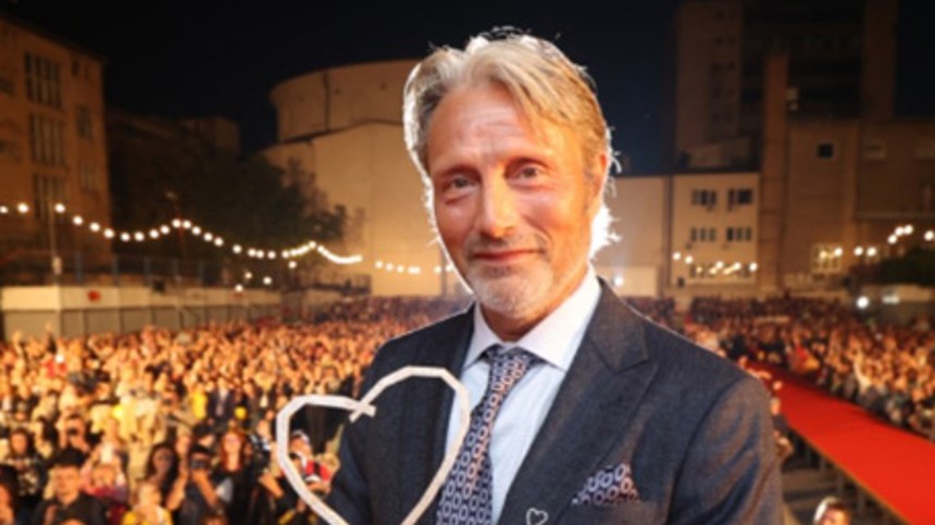 Mads Mikkelsen roser Johnny Depp