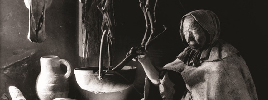 Hund­re­de­års­hek­sen