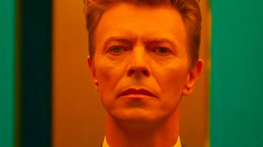 Den her film er bare David Bowie