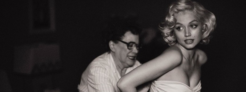 ”Blonde vil rive dig midt over”