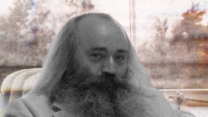 Udokumenteret at Simon Spies brækkede arme