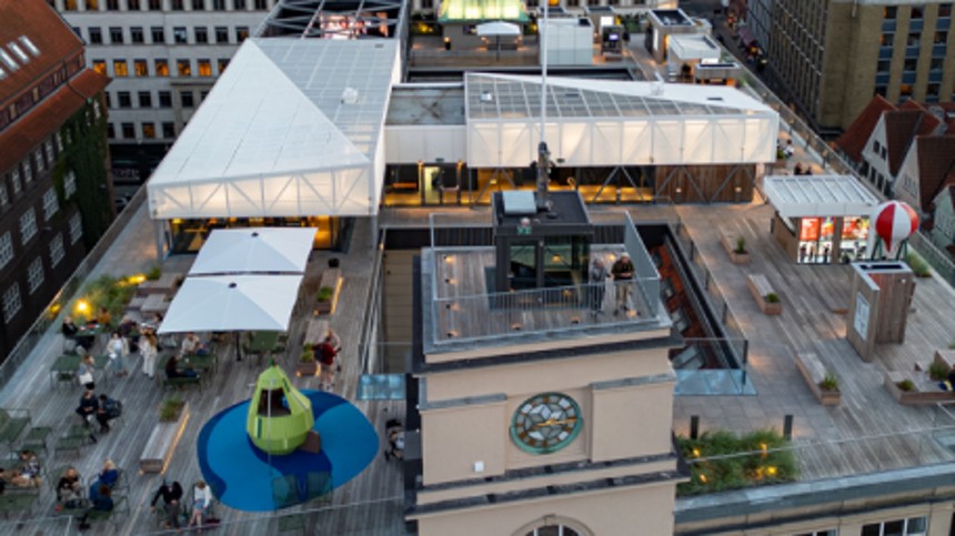 Forventede indtægter skudt langt over mål