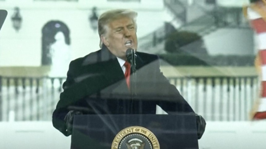 Trump sagsøger BBC for dokumentar