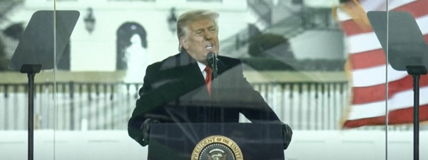 Trump sagsøger BBC for dokumentar