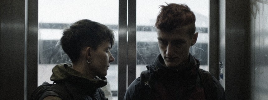 Fra den røde løber og direkte på dagpenge