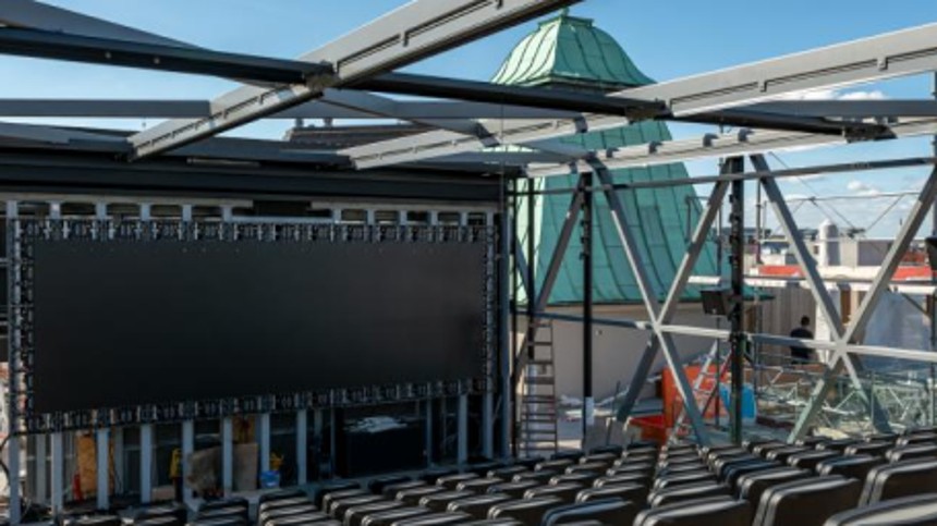 Tvunget til at nedlægge fem stillinger